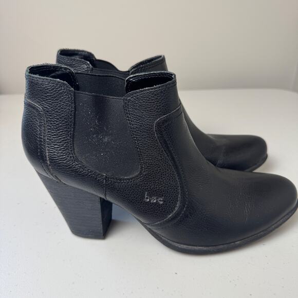 B.O.C Born Concept Leather Bootie Womens Size 9.5 Ankle Chelsea Pull On Heel - Picture 5 of 9